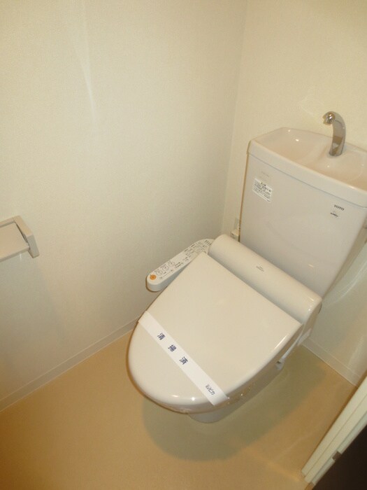 物件内観写真11　(トイレ)