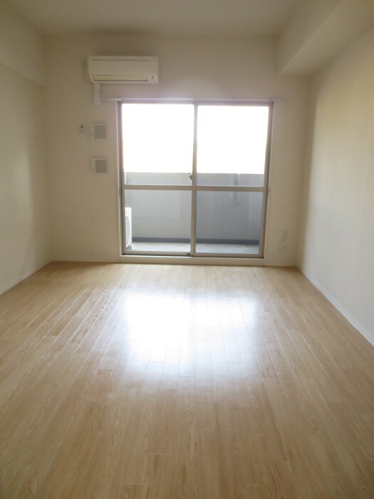 物件内観写真12　(居室)