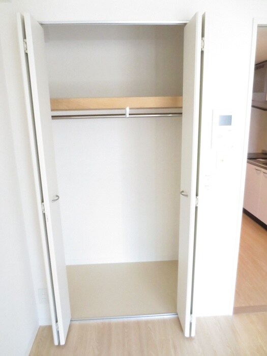 物件内観写真13　(収納)