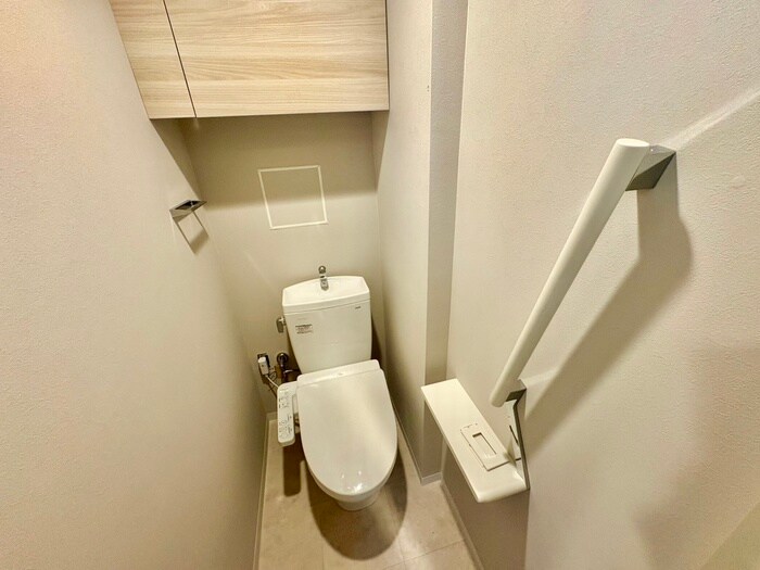 物件内観写真3　(トイレ)