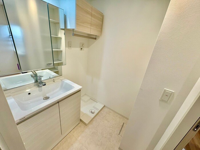 物件内観写真8　(洗面)