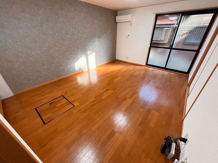 物件内観写真6　(居室)