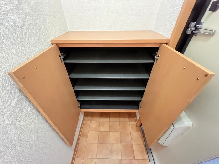 物件内観写真17　(靴箱)