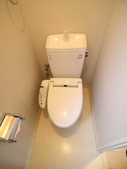 物件内観写真9　(トイレ)