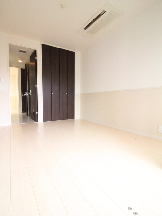 物件内観写真15　(居室)