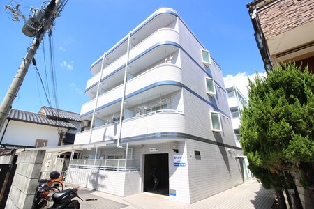 エクラ太秦外観写真