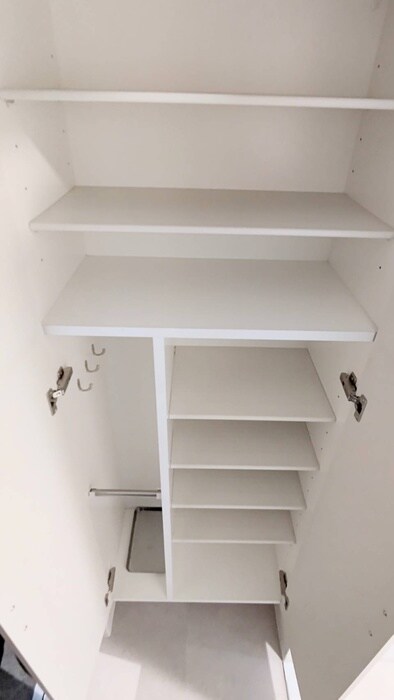 物件内観写真8　(靴箱)