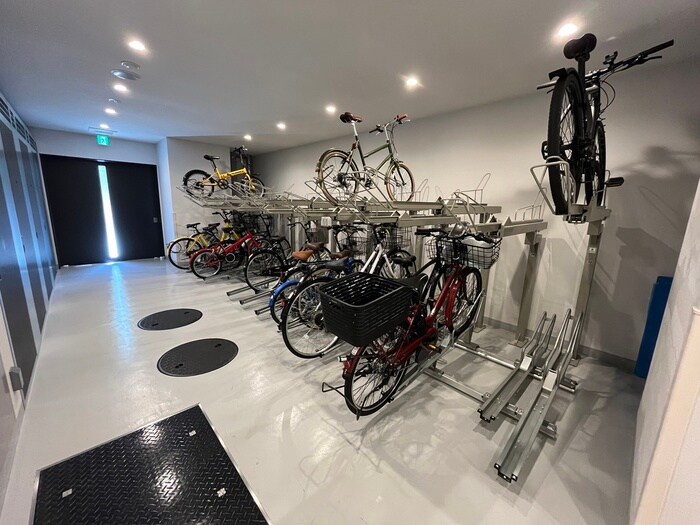 物件外観写真6　(駐輪場)