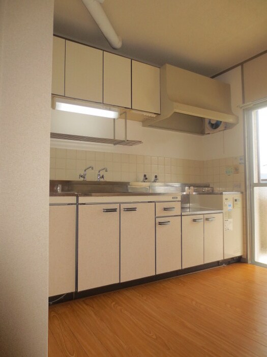 物件内観写真8　(キッチン)