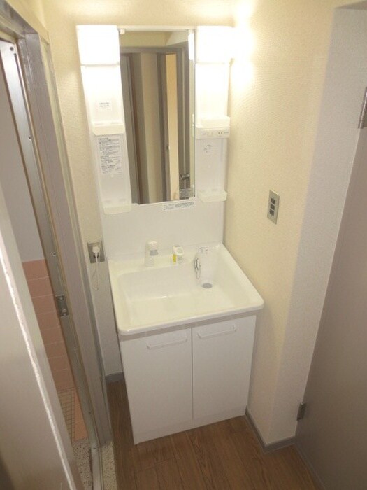 物件内観写真10　(洗面)