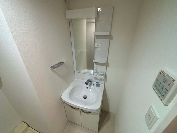 物件内観写真11　(洗面)