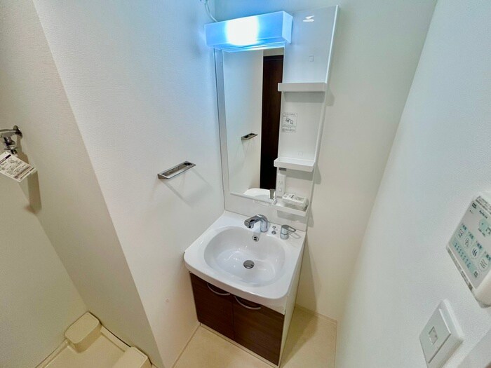 物件内観写真11　(洗面)
