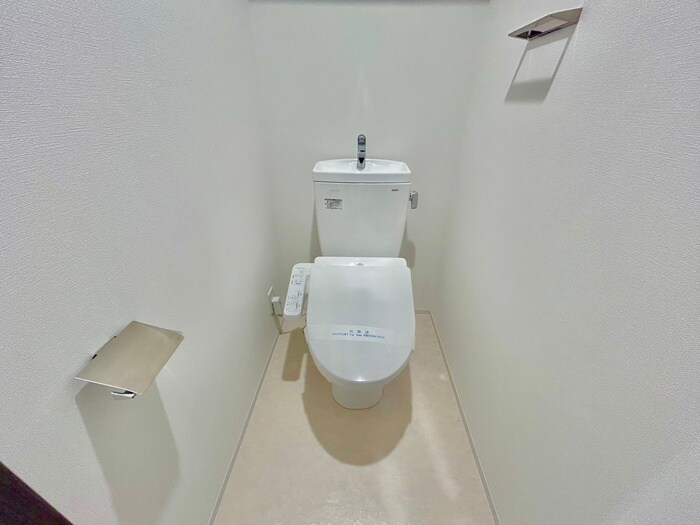 物件内観写真12　(トイレ)