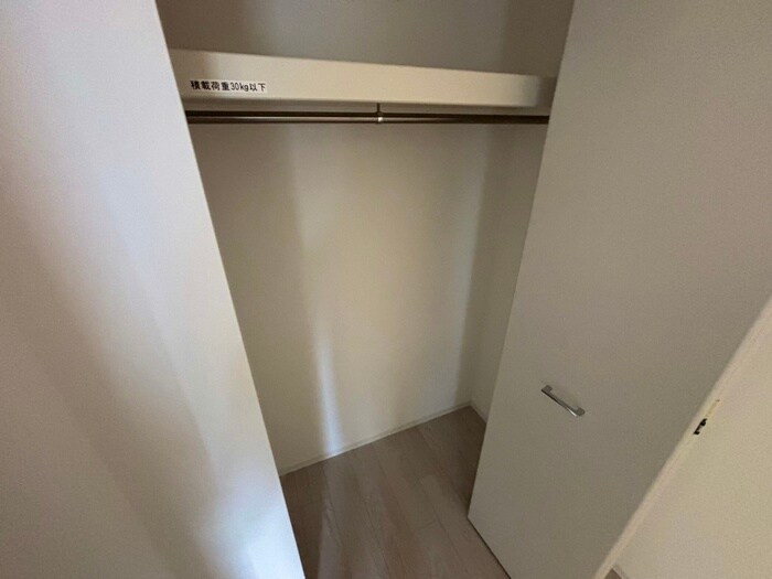 物件内観写真15　(収納)