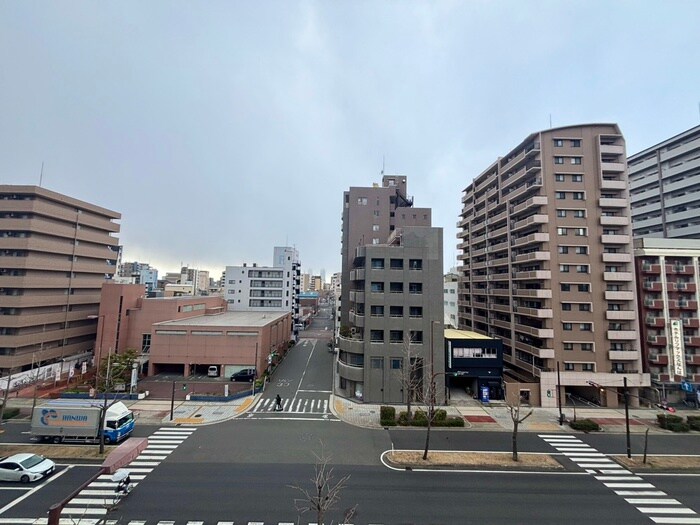 物件内観写真16　(室内からの展望)