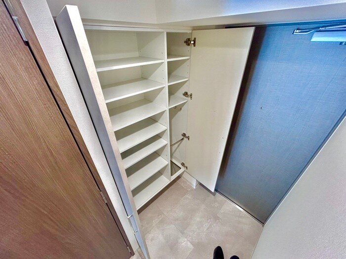 物件内観写真18　(靴箱)