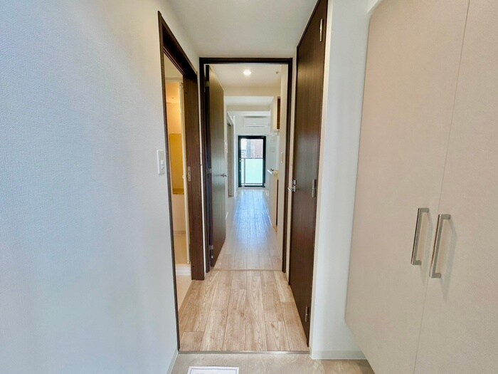 物件内観写真19　(廊下)