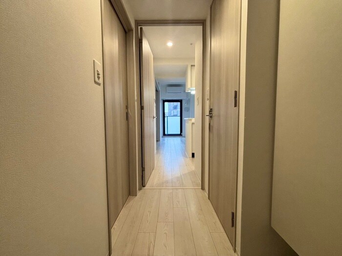 物件内観写真20　(廊下)