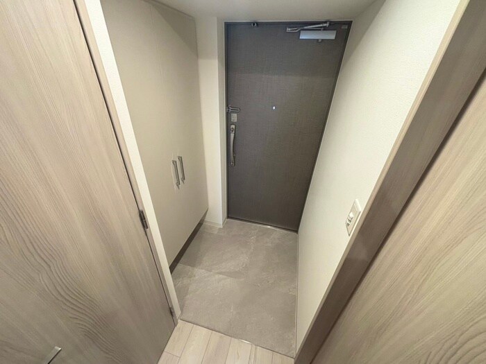 物件内観写真22　(玄関)