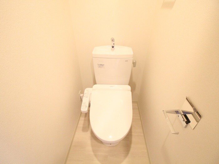 物件内観写真12　(トイレ)