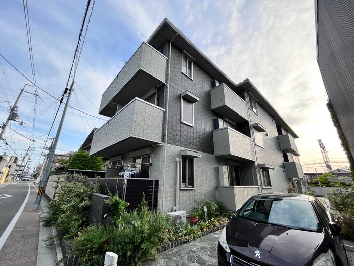 物件外観写真1　(外観写真)