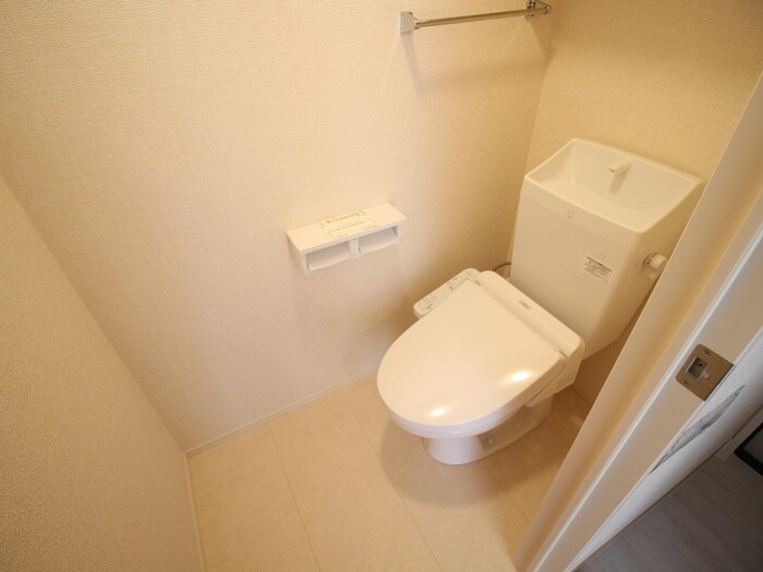 物件内観写真10　(トイレ)