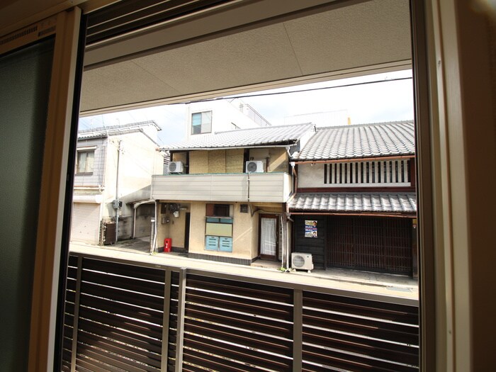 物件内観写真14　(室内からの展望)