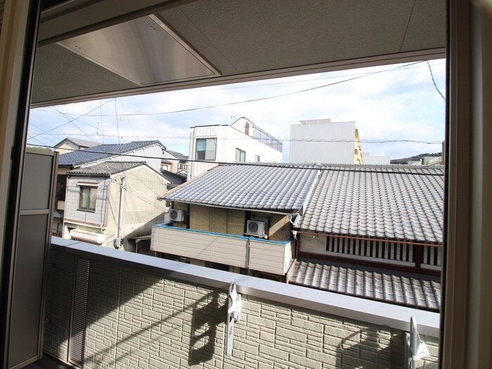 物件内観写真14　(室内からの展望)