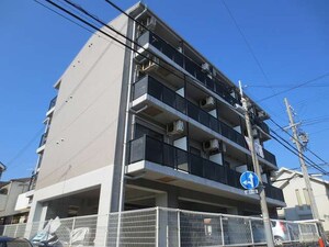 松下ハイツ瑞穂通外観写真