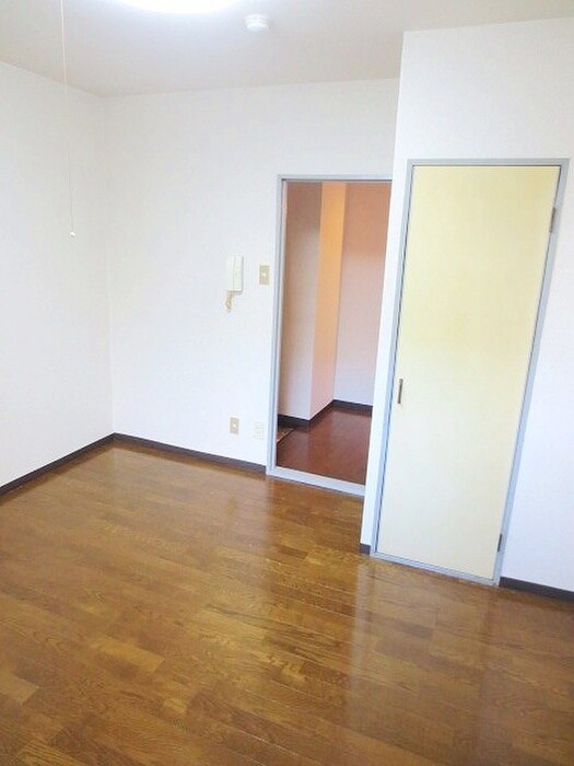 物件内観写真11　(居室)