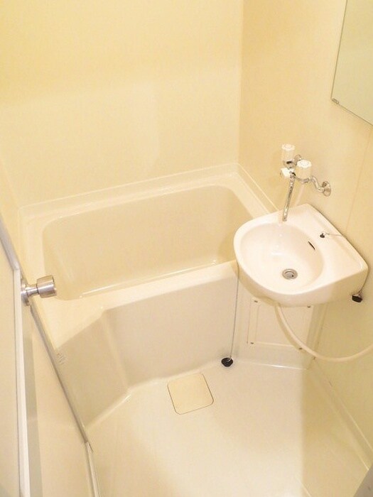 物件内観写真13　(バス／シャワールーム等)