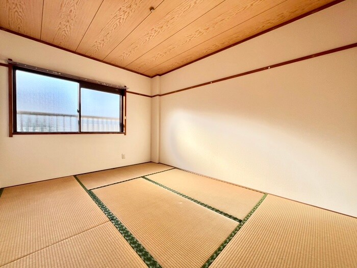 物件内観写真12　(居室)