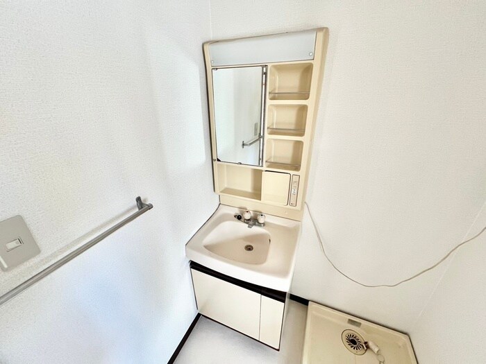 物件内観写真15　(洗面)