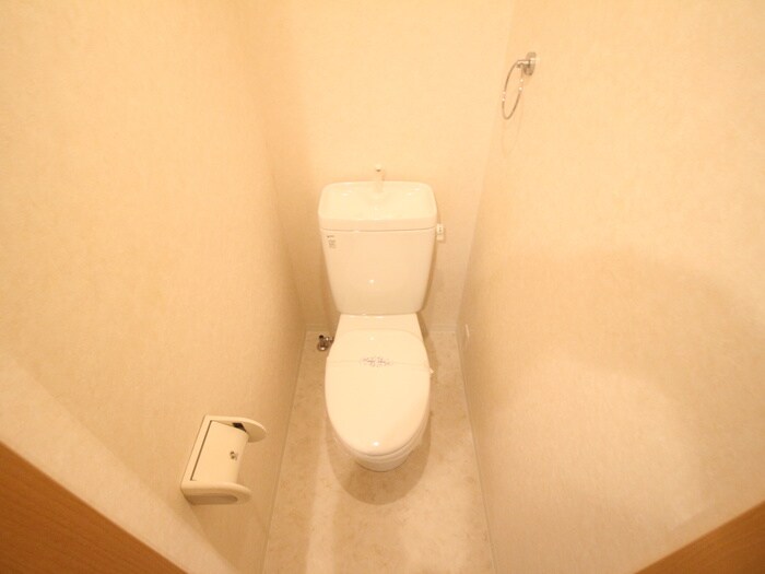 物件内観写真11　(トイレ)