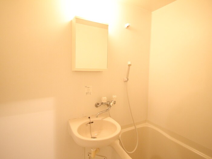 物件内観写真12　(洗面)