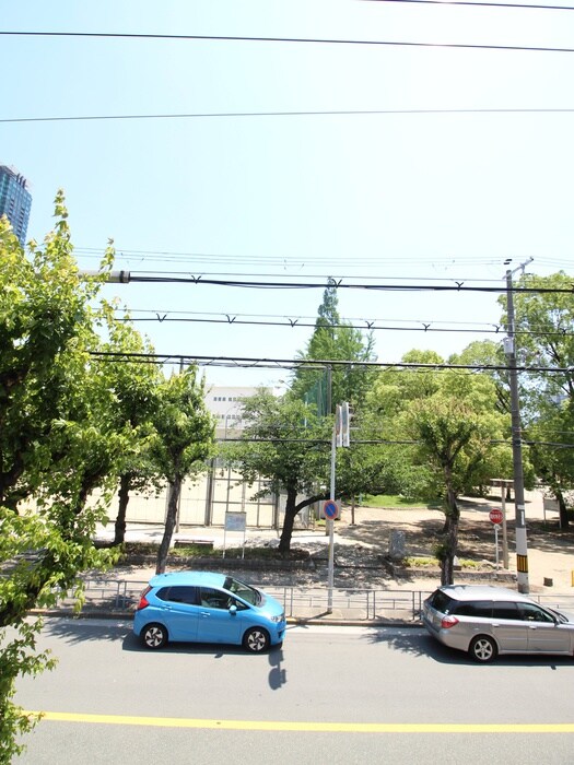 物件内観写真22　(室内からの展望)