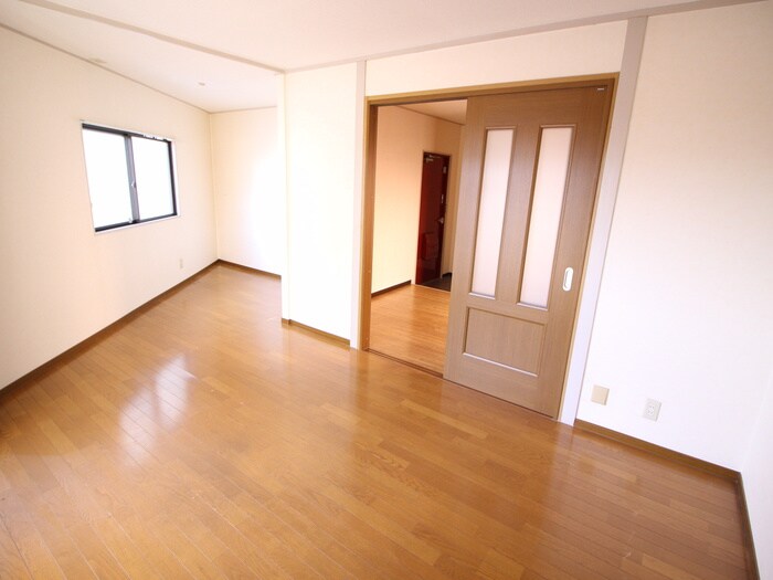 物件内観写真9　(居室)