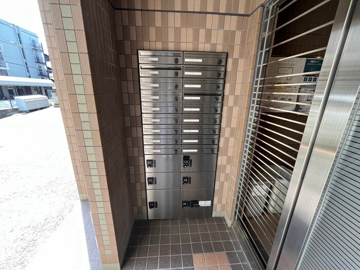 物件外観写真4　(建物設備)