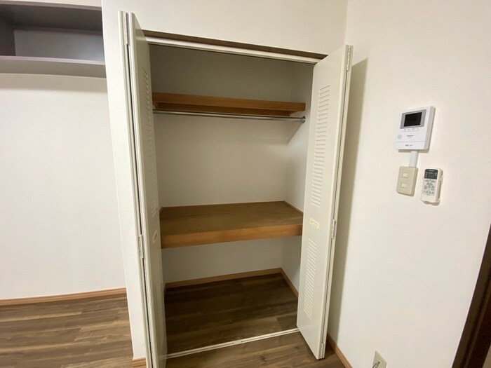 物件内観写真13　(収納)