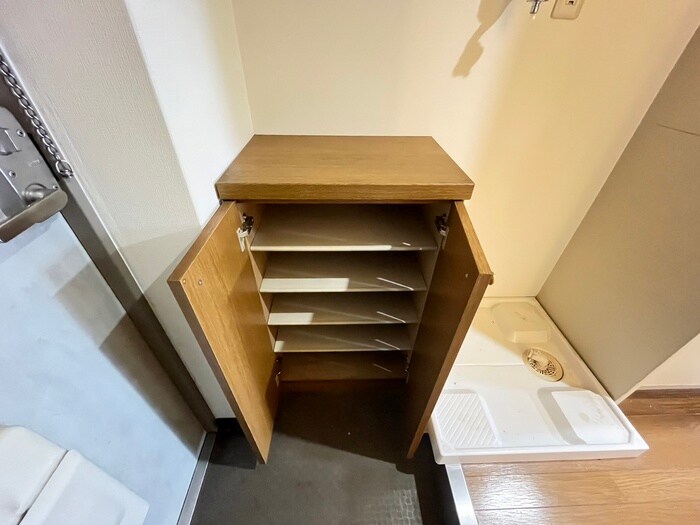 物件内観写真18　(靴箱)