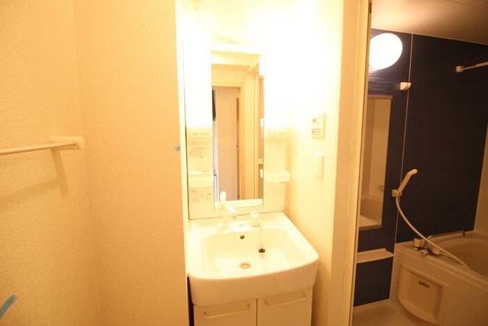 物件内観写真11　(洗面)