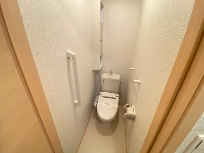 物件内観写真11　(トイレ)