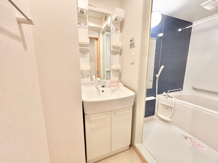 物件内観写真15　(洗面)