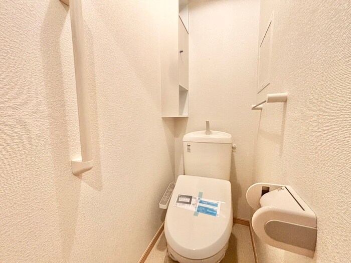 物件内観写真16　(トイレ)