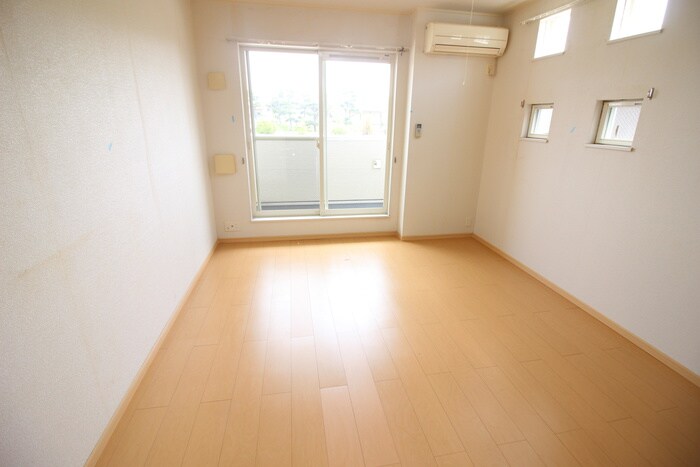 物件内観写真18　(居室)