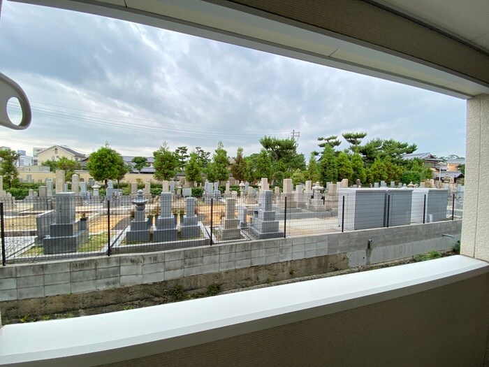 物件内観写真22　(室内からの展望)