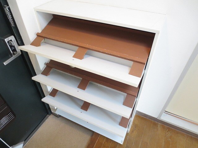 物件内観写真11　(靴箱)