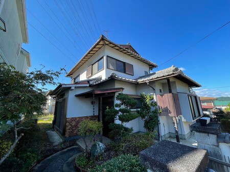 南郷四丁目戸建て外観写真