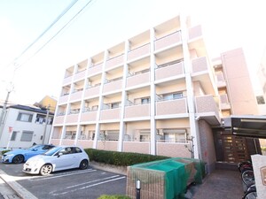 ユ－ヴェＳ外観写真