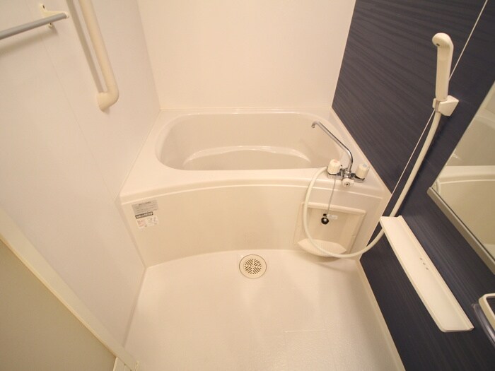 物件内観写真13　(バス／シャワールーム等)